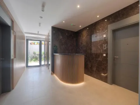 Prodaja, garsonjera, 44m², Bečići, Budva - image 6