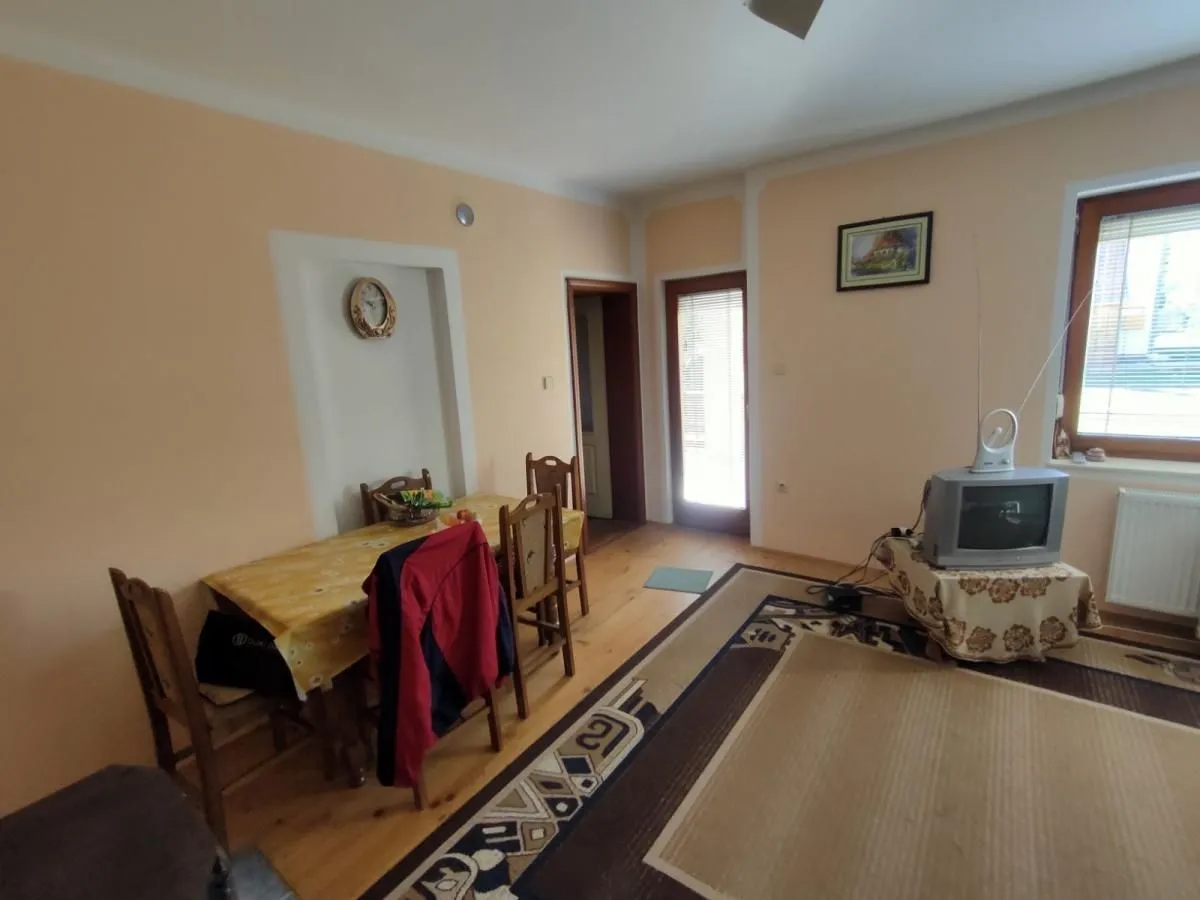 Prodaja, kuća, 315m², Adice, Novi Sad Sve Podlokacije