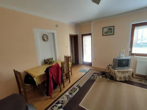 Prodaja, kuća, 315m², Adice, Novi Sad Sve Podlokacije - image 36
