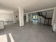 Izdavanje, poslovni prostor, 349m², Bulevar patrijarha Pavla, Novi Sad Sve Podlokacije - image 14