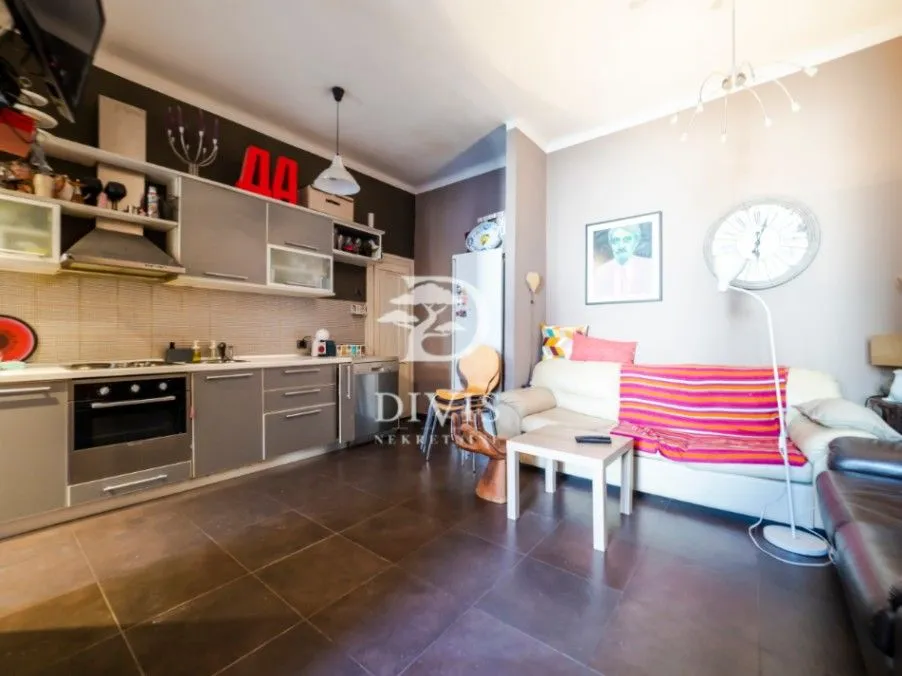 Prodaja, trosoban stan, 81m², Stari Grad, Beograd