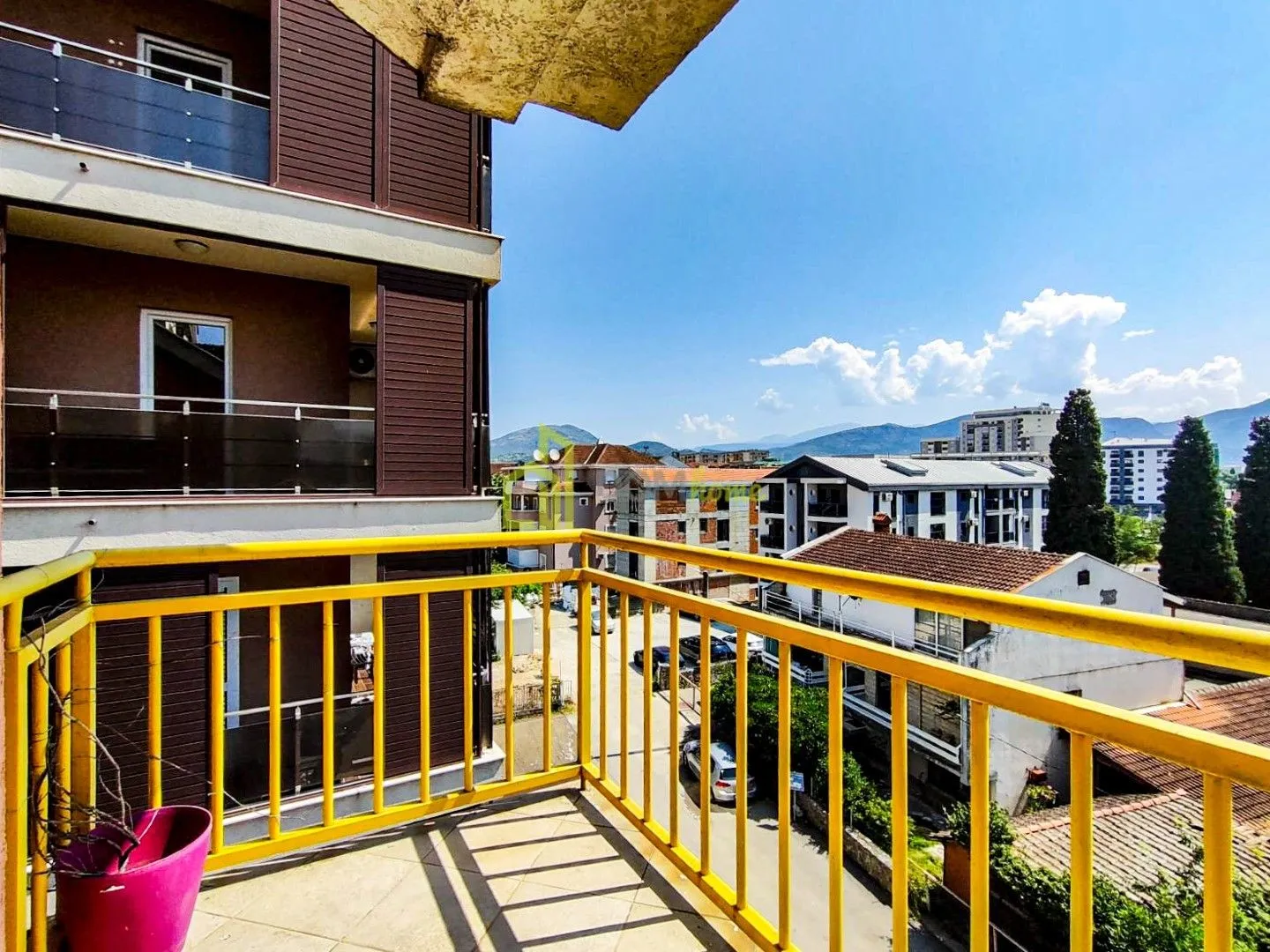 Izdavanje, jednosoban stan, 43m², Momišići, Podgorica