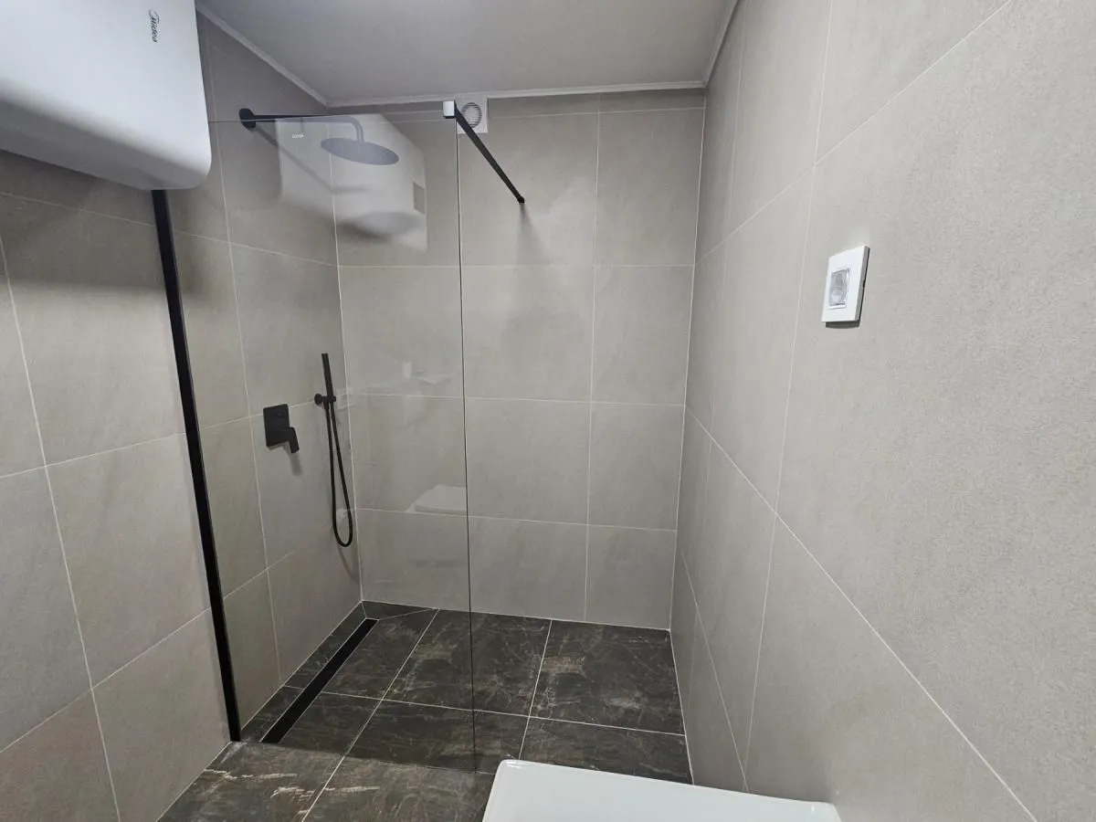 Prodaja, trosoban stan, 64m², Bulevar Oslobodjenja, Novi Sad Sve Podlokacije