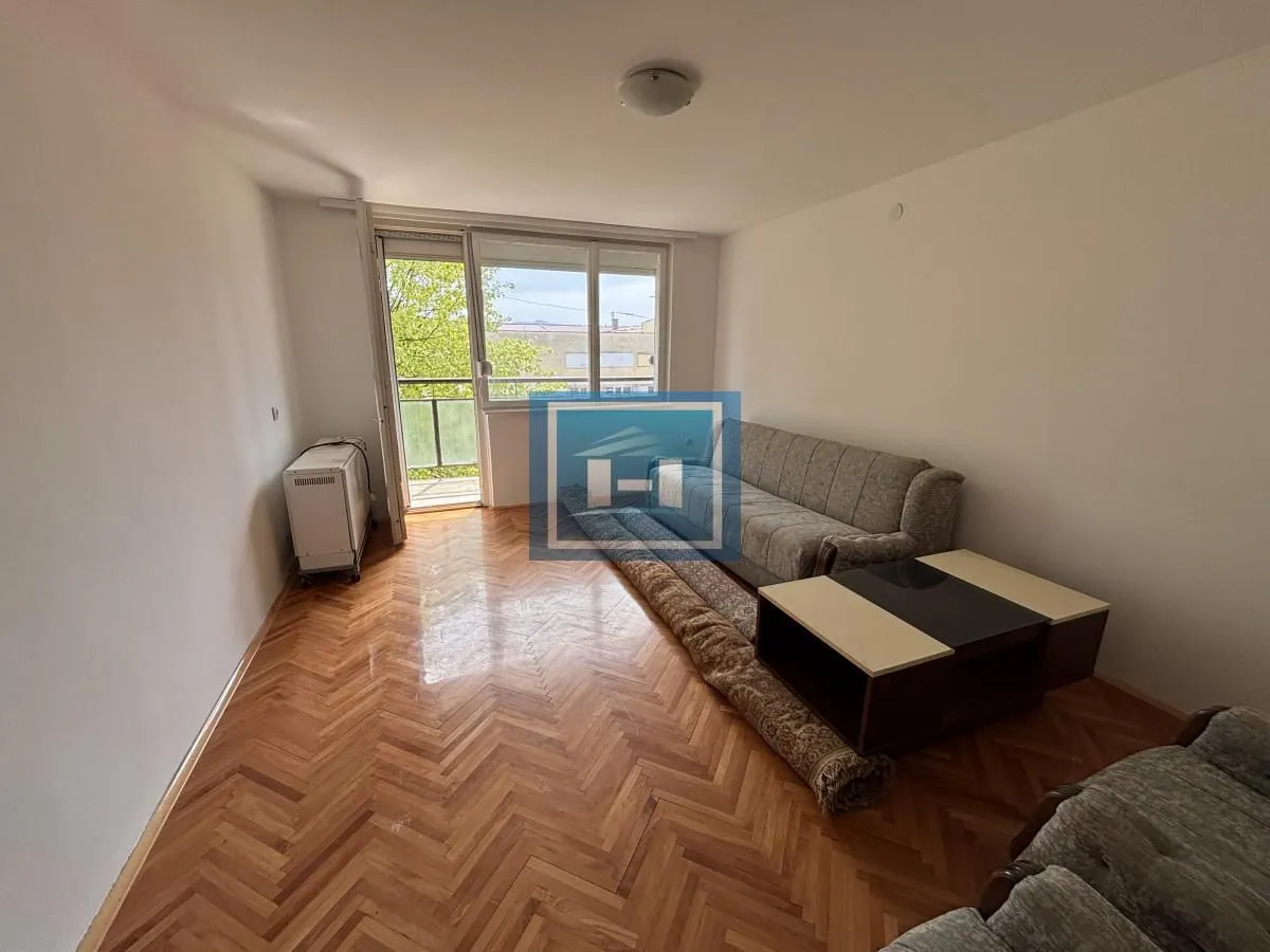 Prodaja, dvosoban stan, 58m², Kajsijar, Jagodina
