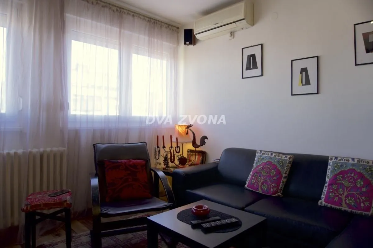 Prodaja, dvosoban stan, 55m², Bulevar Oslobodjenja, Novi Sad Sve Podlokacije