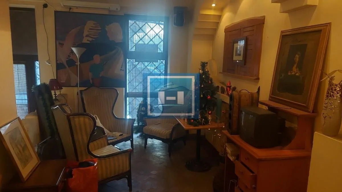 Sale, office space, 66m², Čubura, Beograd