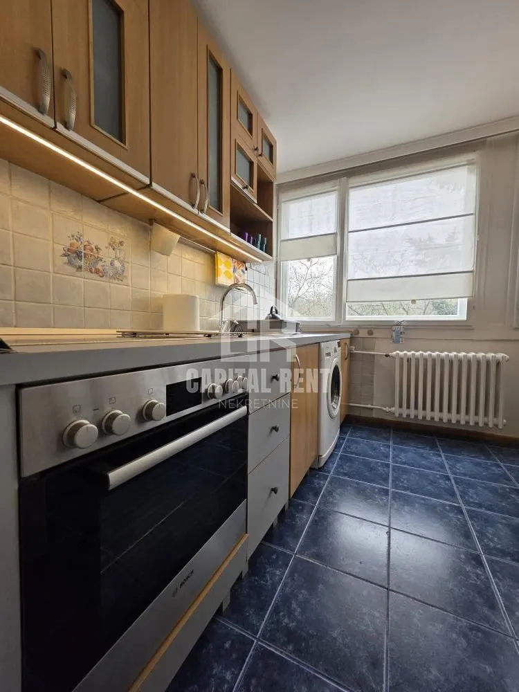 Rent, two bedroom apartment, 50m², Šumice, Beograd