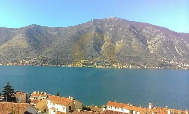 Sale, two bedroom apartment, 108m², Dobrota, Kotor