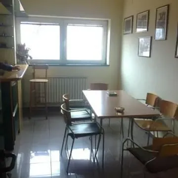 Izdavanje, poslovni prostor, 170m², Zemun Centar, Zemun Sve Podlokacije - image 6