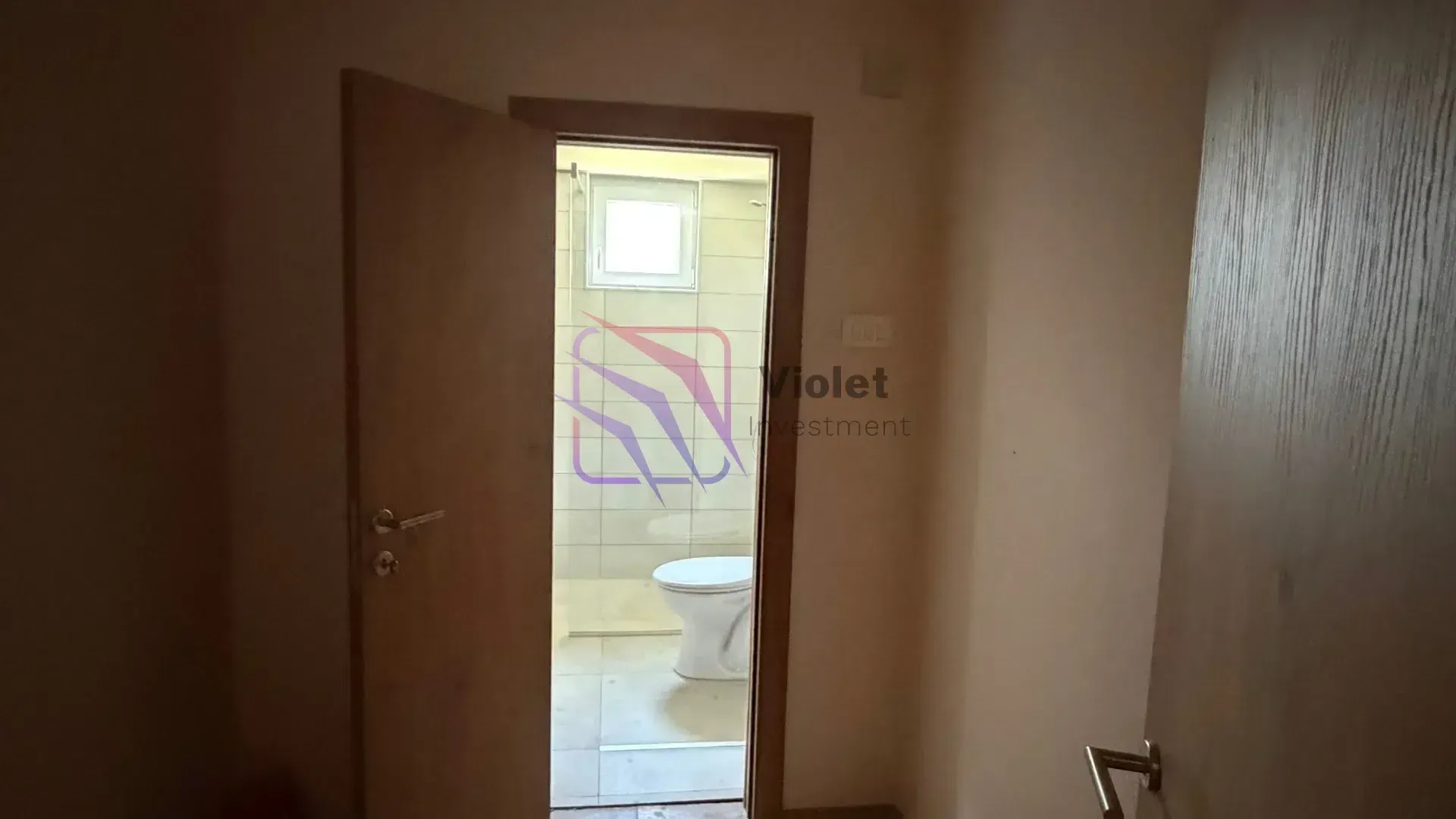 Izdavanje, dvosoban stan, 90m², Dalmatinska ulica, Podgorica