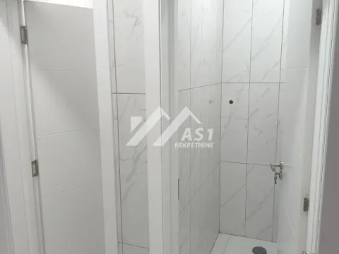 Rent, office space, 130m², Žabalj, Srbija - image 8