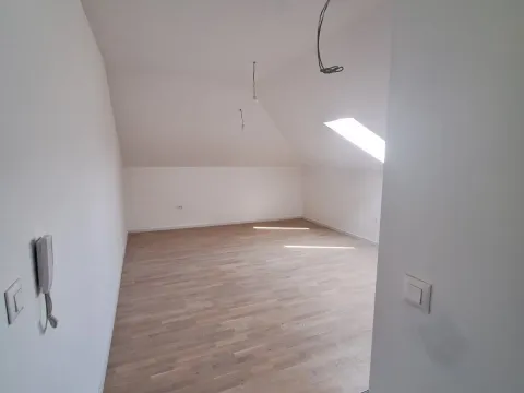 Prodaja, jednosoban stan, 52m², Tološi, Podgorica - image 3