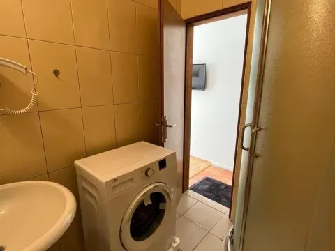 Prodaja, jednosoban stan, 35m², Bečići, Budva - image 8