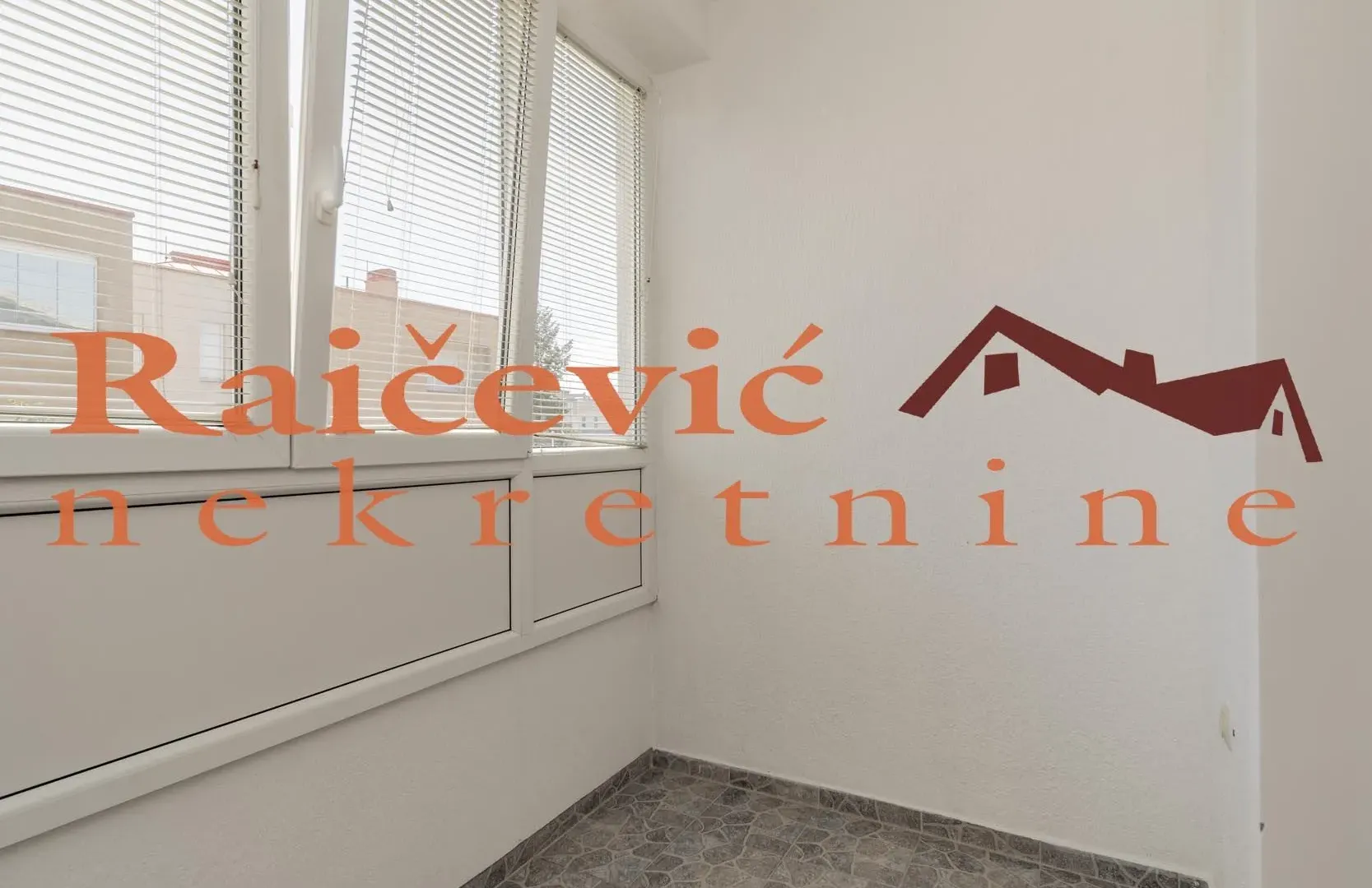 Prodaja, četvorosoban stan, 117m², Savski Venac, Beograd