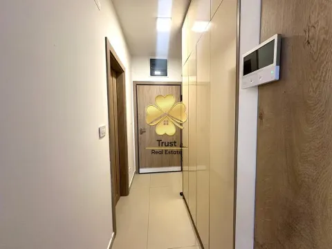 Izdavanje, jednosoban stan, 25m², Master Kvart, Podgorica - image 5