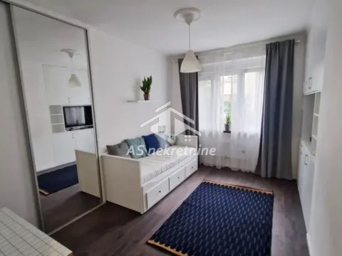 Izdavanje, trosoban stan, 70m², Stari Grad, Beograd - image 4