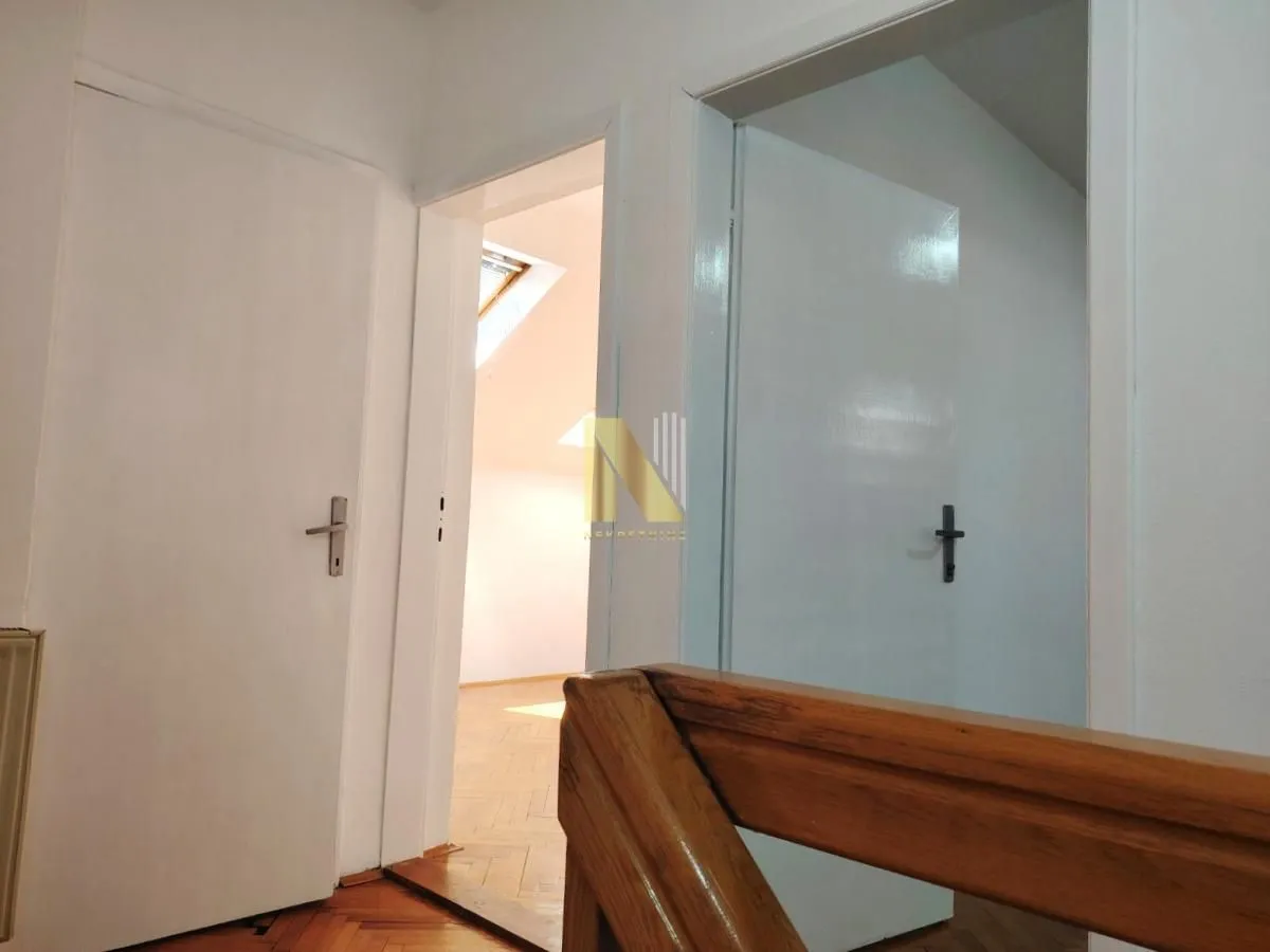 Rent, office space, 80m², Centar, Novi Sad