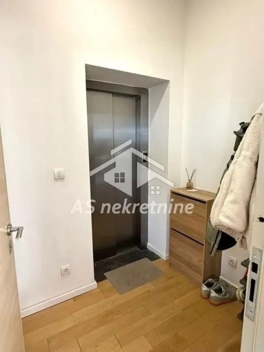 Rent, three bedroom apartment, 160m², Višnjička Banja, Palilula Sve Podlokacije