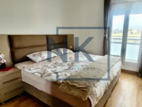 Prodaja, jednosoban stan, 42m², City Kvart, Podgorica - image 8