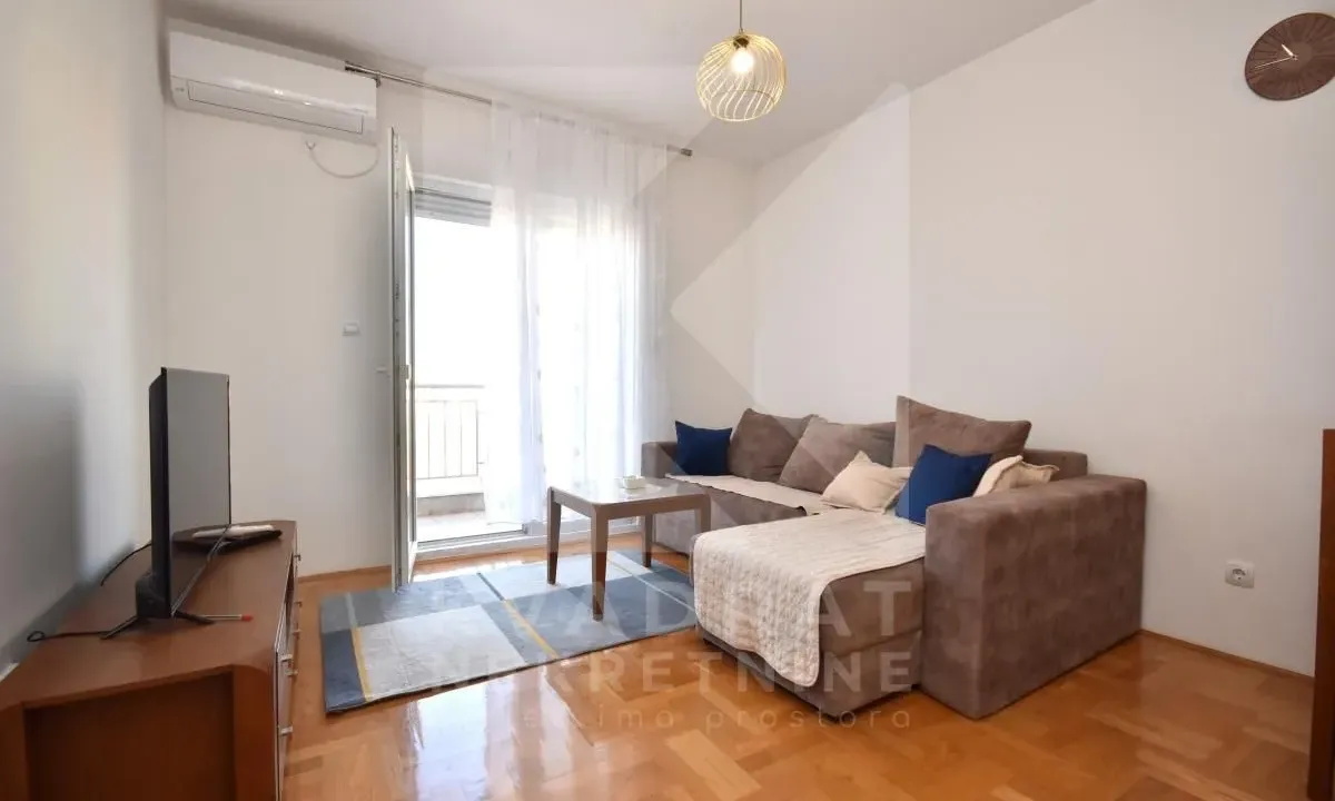 Izdavanje, jednosoban stan, 43m², Tuški Put, Podgorica