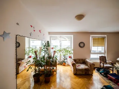 Prodaja, trosoban stan, 89m², Vračar Centar, Vračar Sve Podlokacije - image 5