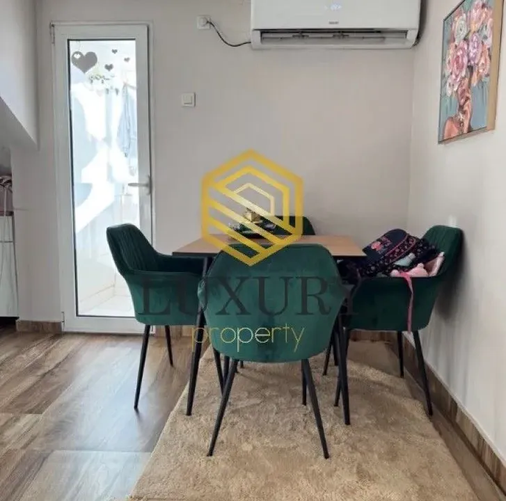 Prodaja, jednosoban stan, 55m², Centar, Podgorica