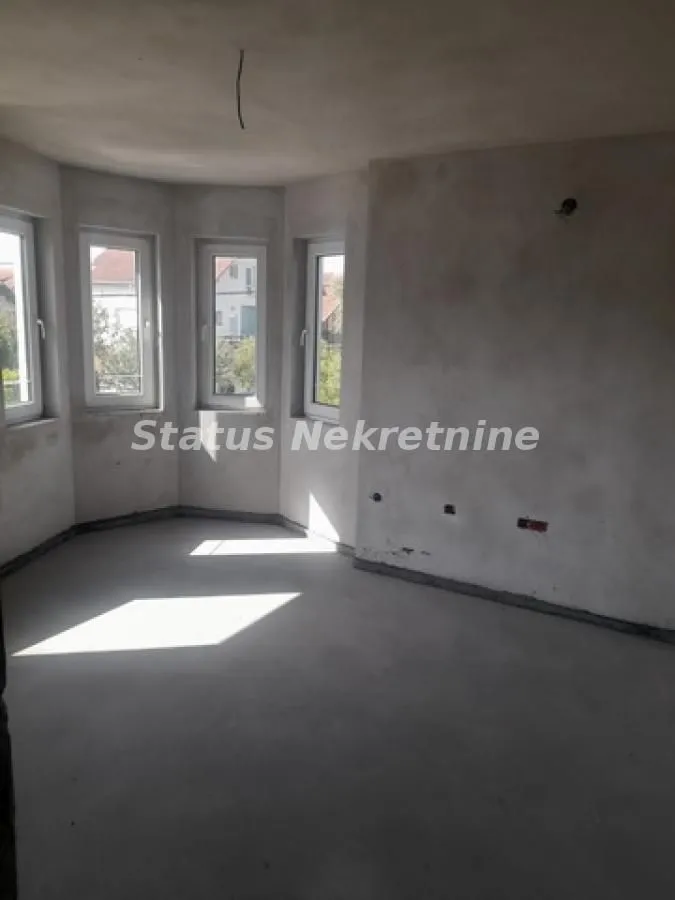 Rent, office space, 200m², Veternik, Novi Sad Sve Podlokacije