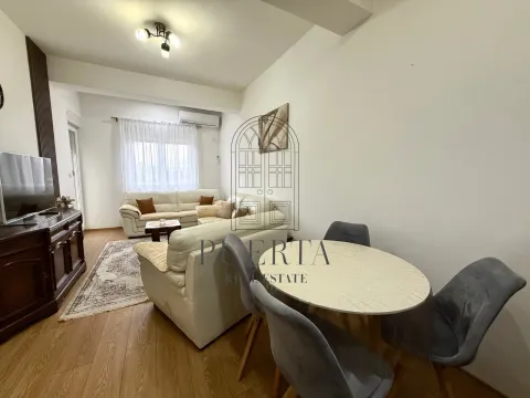 Izdavanje, dvosoban stan, 65m², Ljubović, Podgorica - image 4