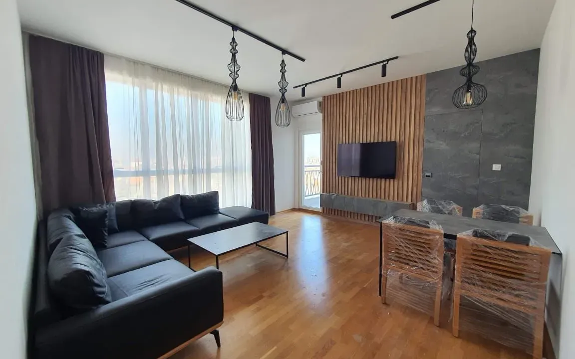 Izdavanje, jednosoban stan, 50m², Stari Aerodrom, Podgorica