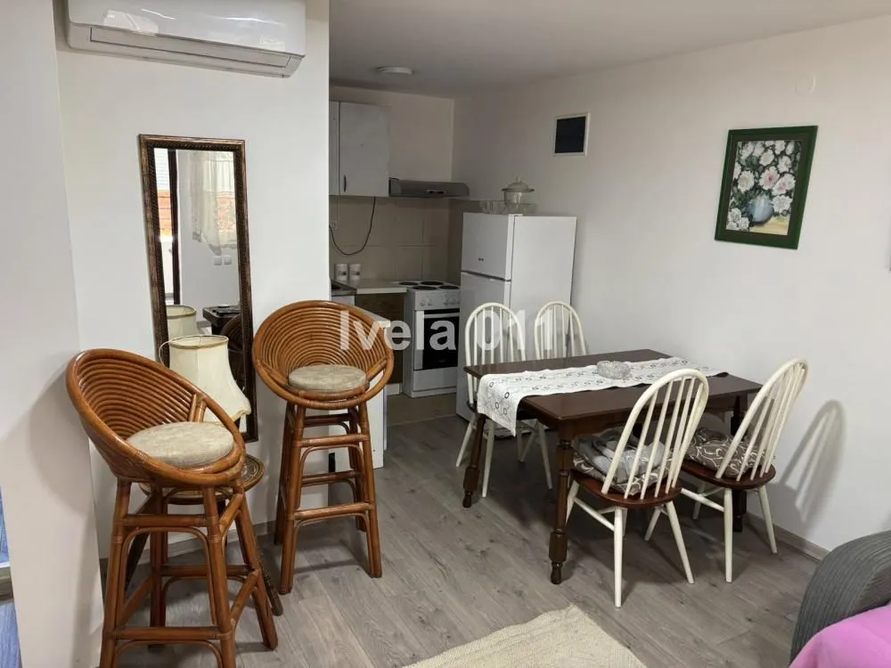 Rent, one bedroom apartment, 30m², Voždovac Sve Podlokacije, Beograd