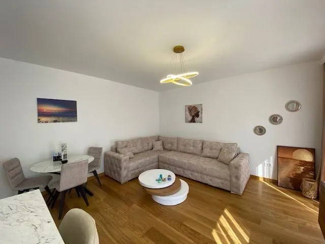 Rent, apartment, 56m², Tivat, Crna Gora