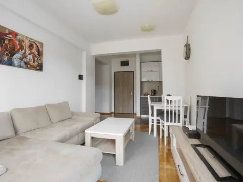 One Bedroom Apartment for Short Term Rental, 40m2, Bečići, Budva