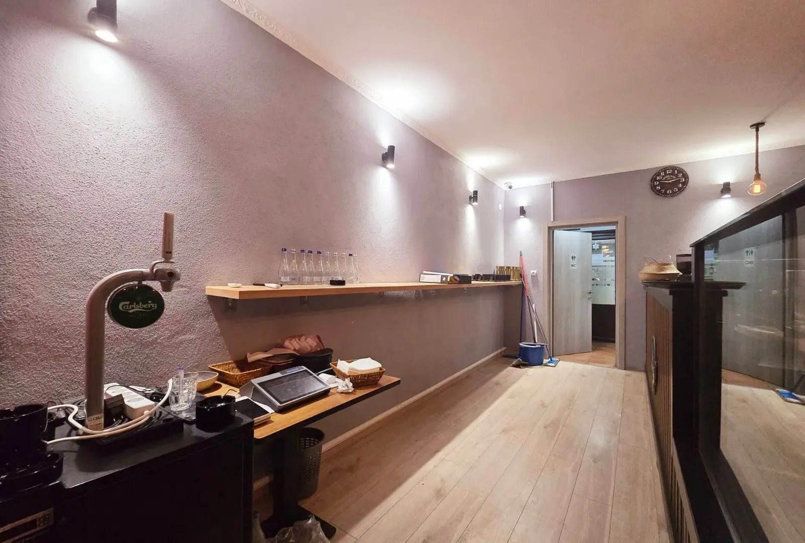 Rent, office space, 106m², Pobrežje, Podgorica