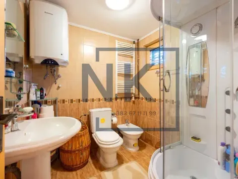 Prodaja, kuća, 180m², Centar, Kolašin - image 19