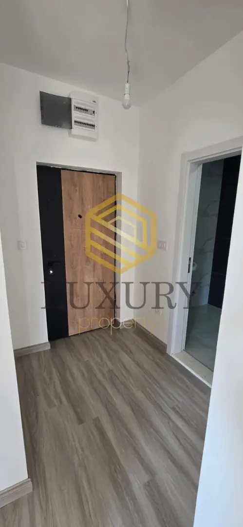 Prodaja, jednosoban stan, 56m², Lazi, Budva