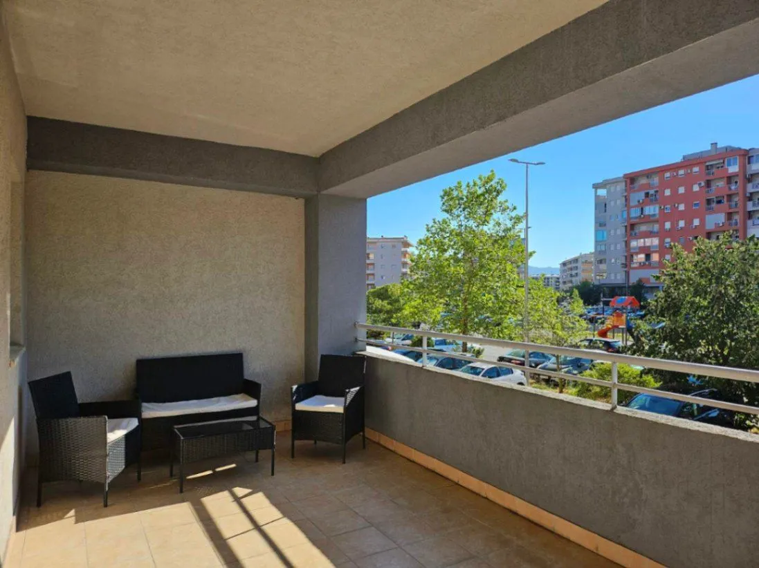 Prodaja, dvosoban stan, 85m², Preko Morače, Podgorica