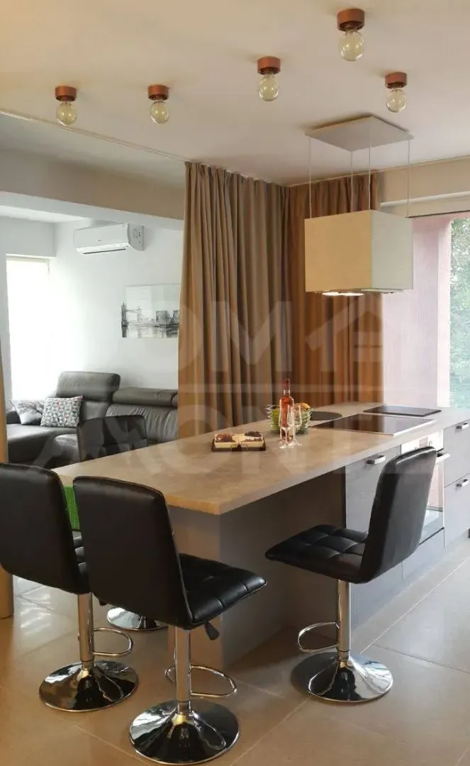 Rent, three bedroom apartment, 110m², Tivat, Crna Gora