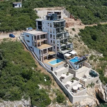 Sale, house, 404m², Kruče, Ulcinj - image 13
