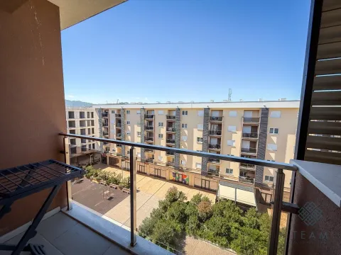Prodaja, jednosoban stan, 45m², New City, Podgorica - image 11