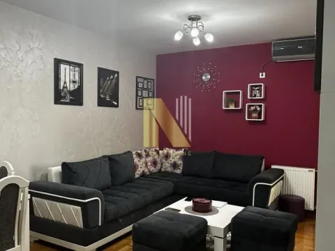 Izdavanje, trosoban stan, 59m², Bulevar patrijarha Pavla, Novi Sad Sve Podlokacije