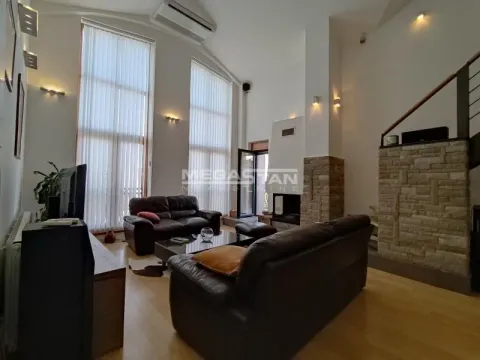 Izdavanje, četvorosoban stan, 112m², Vračar Centar, Vračar Sve Podlokacije - image 2