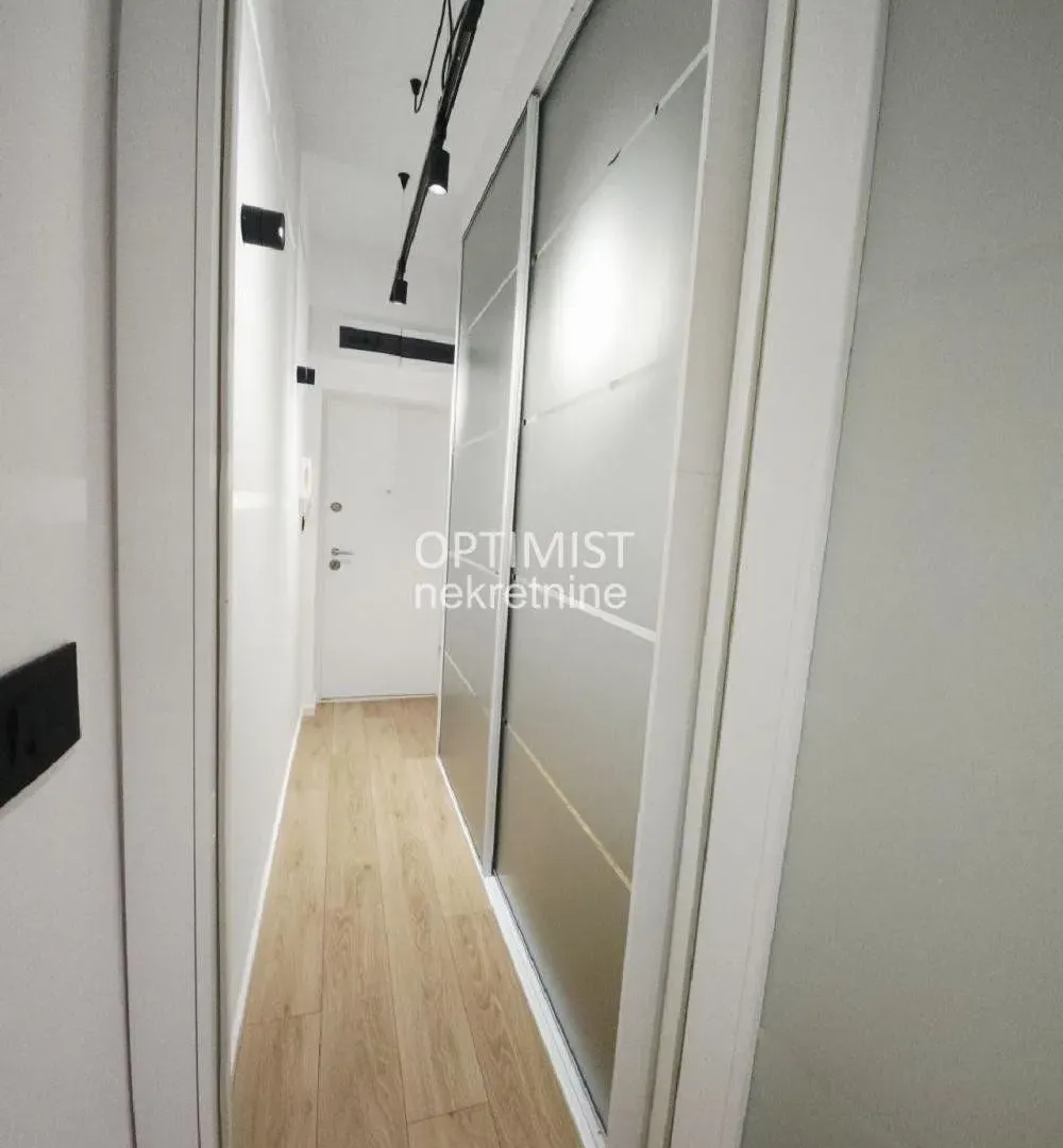 Sale, one bedroom apartment, 27m², Stari Grad, Beograd