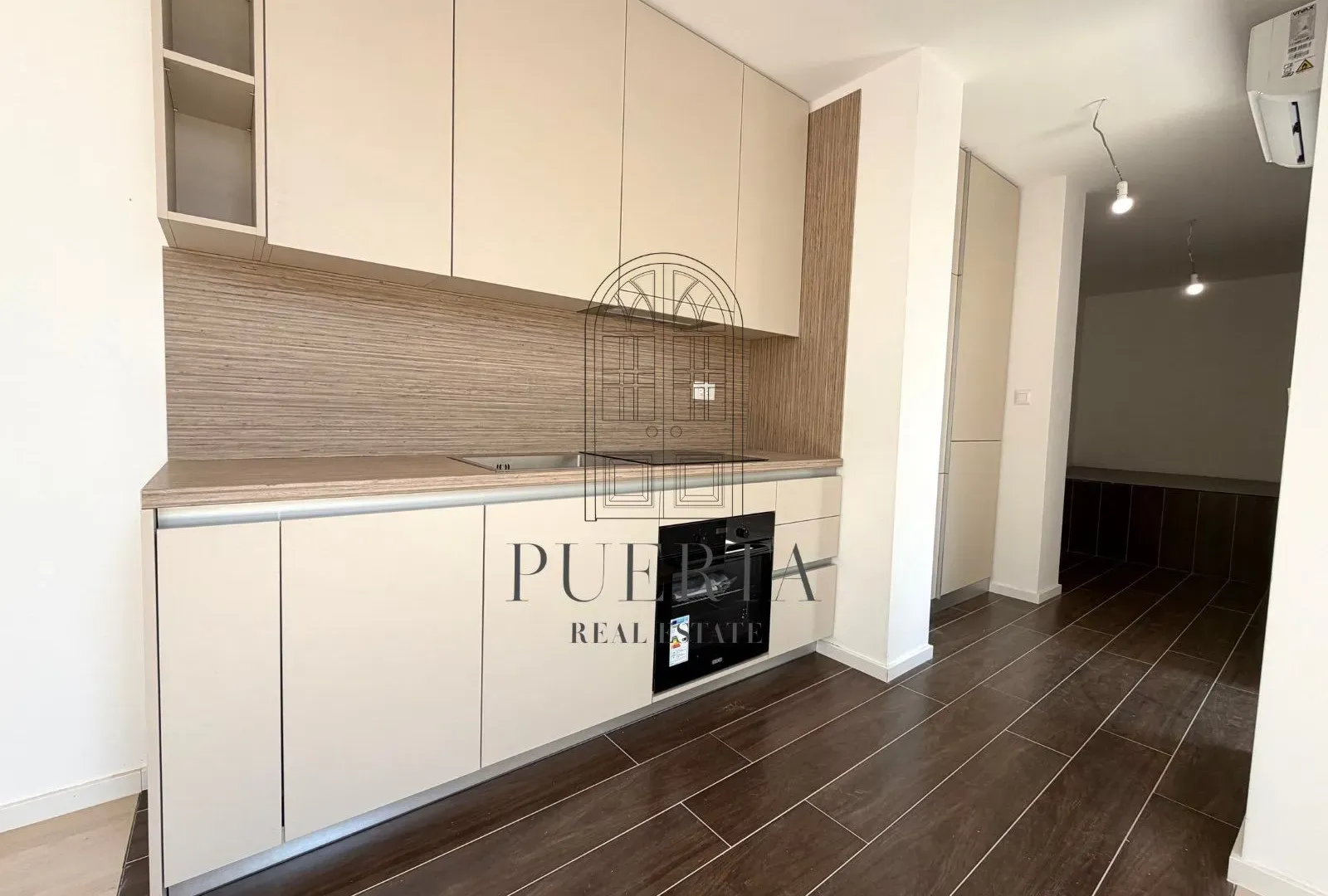 Prodaja, jednosoban stan, 52m², Tološi, Podgorica