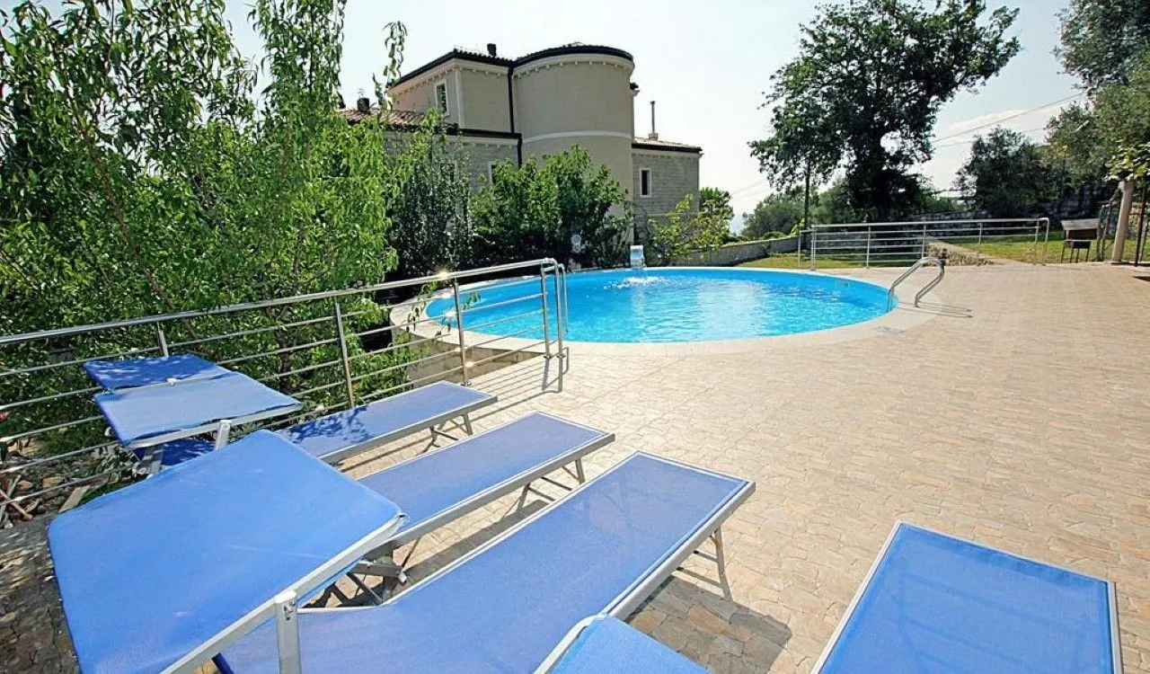 Sale, house, 300m², Reževići, Budva