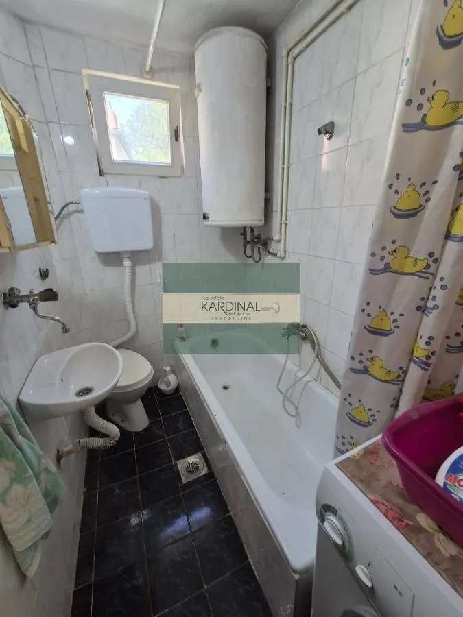 Prodaja, kuća, 75m², Centar, Jagodina