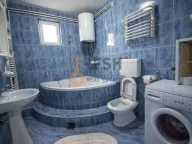 Izdavanje, trosoban stan, 140m², Zabjelo, Podgorica - image 15