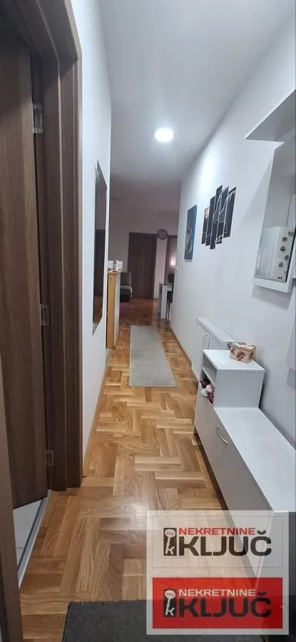 Prodaja, dvosoban stan, 50m², Nova Detelinara, Novi Sad Sve Podlokacije