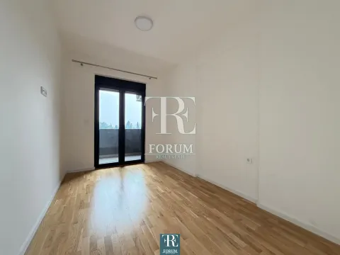 Rent, one bedroom apartment, 50m², Stari Aerodrom, Podgorica - image 6