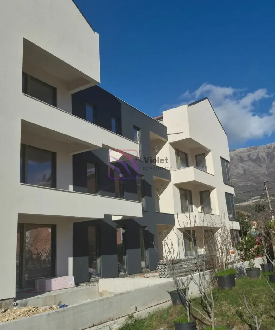 Prodaja, jednosoban stan, 51m², Radanovići, Kotor