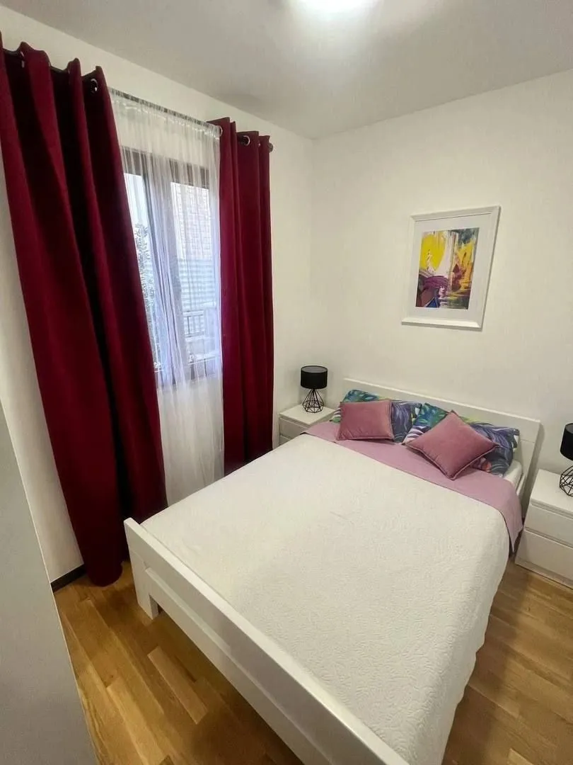 Rent, two bedroom apartment, 70m², Babin Do, Budva